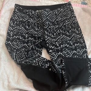 Victoria's Secret Black VSX Sport Capris